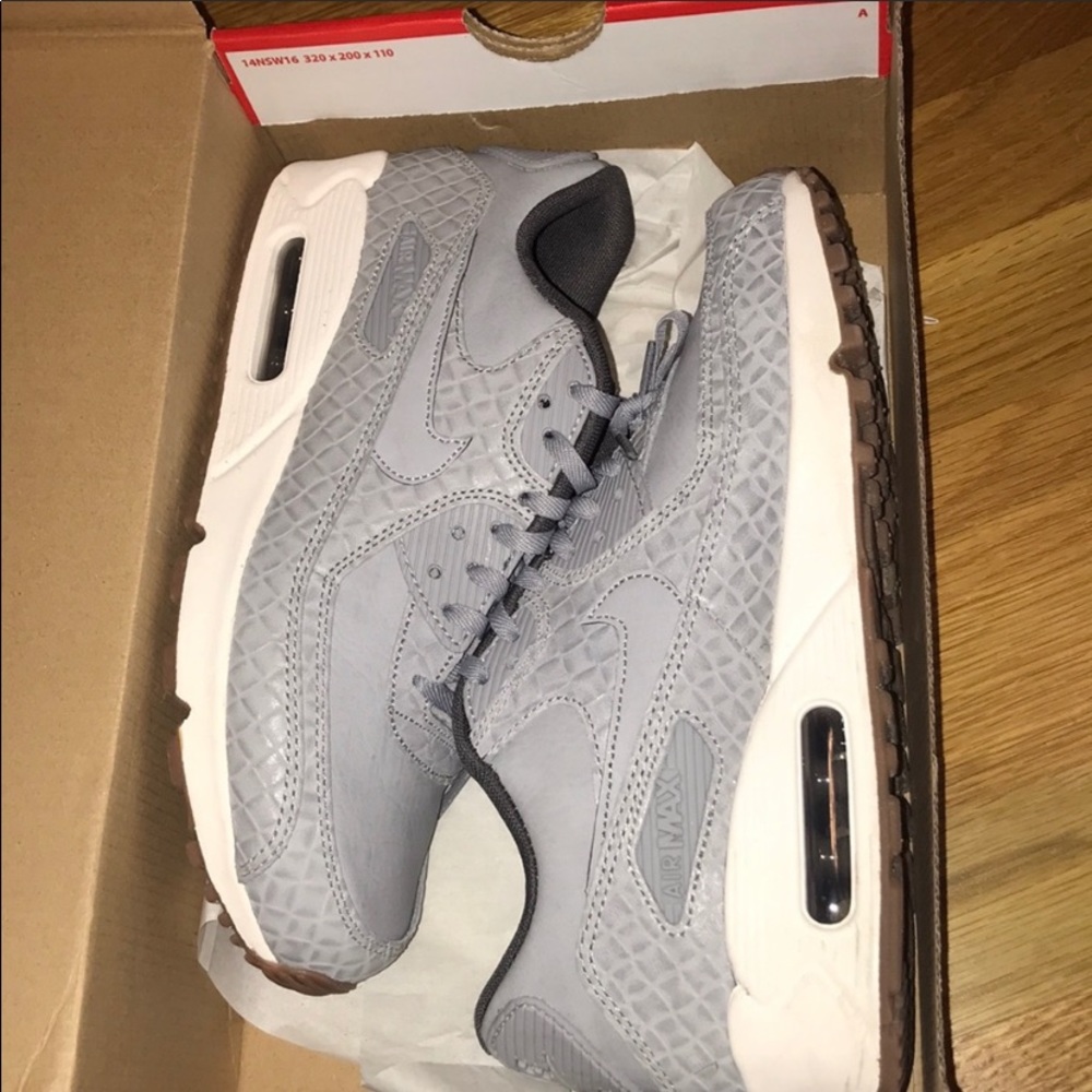 Nike air max